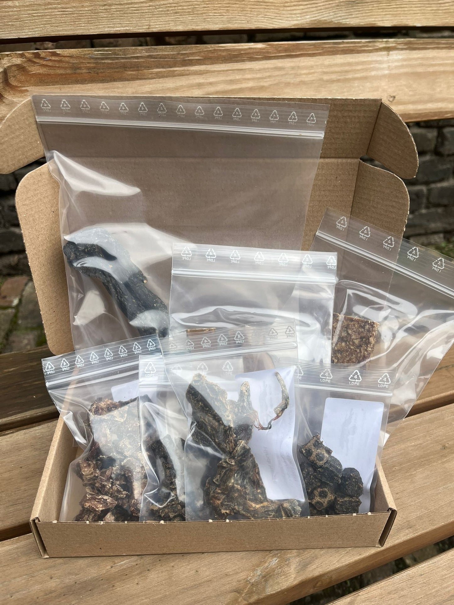 Naschkiste in verschiedenen Sorten